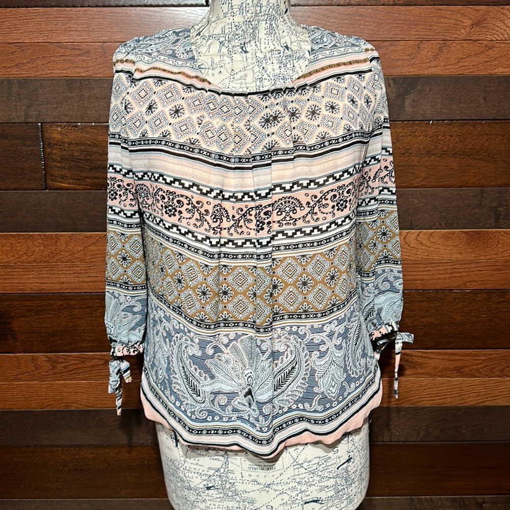 Roz & Ali Scoop Neck Long Sleeve Pink Paisley Print Blouse